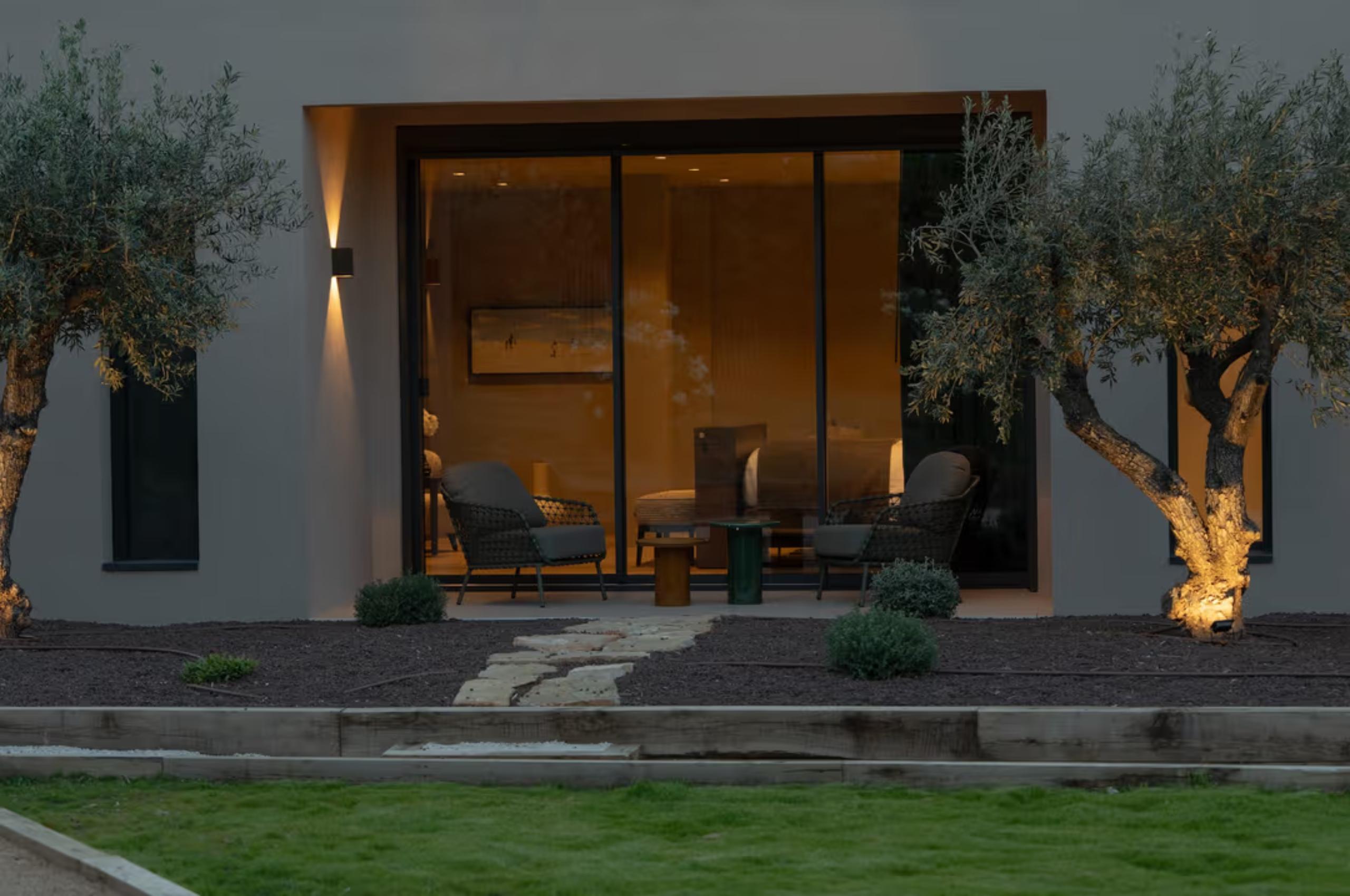 villa-soline-exterior-garden-alfresco-seating-luxury-rental-retreat-lacroixvalmer