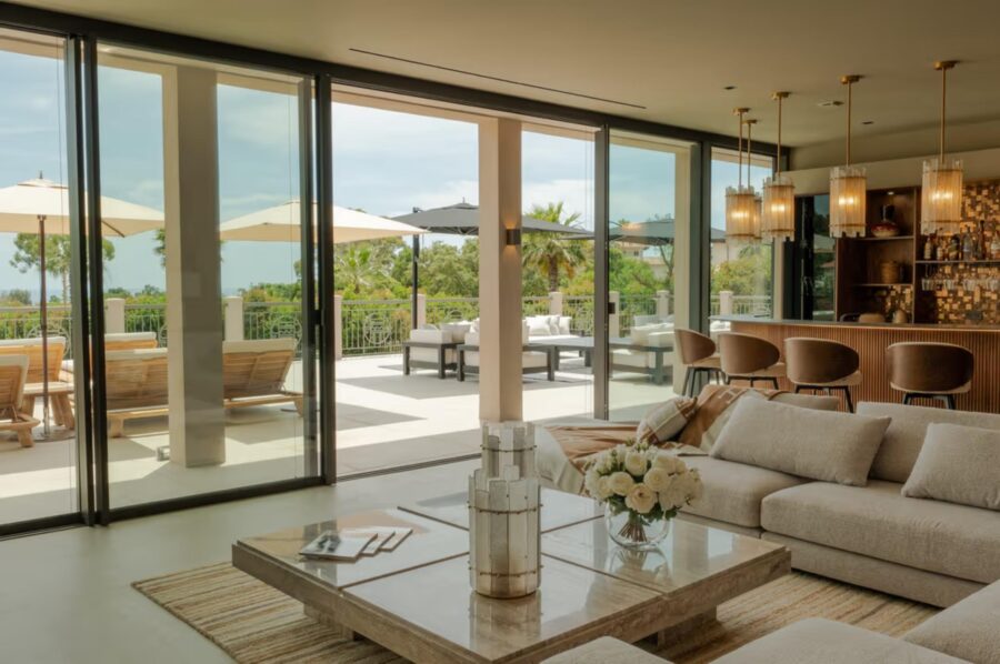 villa-soline-living-room-lounge-bar-pool-view-modern-elegant-interiors-luxury-lacroixvalmer