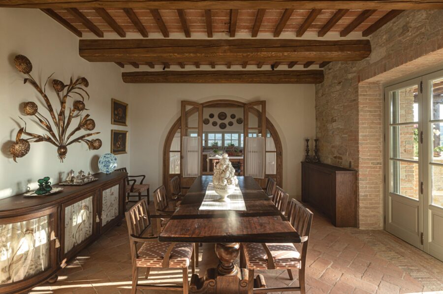 villa-thea-dining-room-elegant-traditional-design-luxury-tuscany