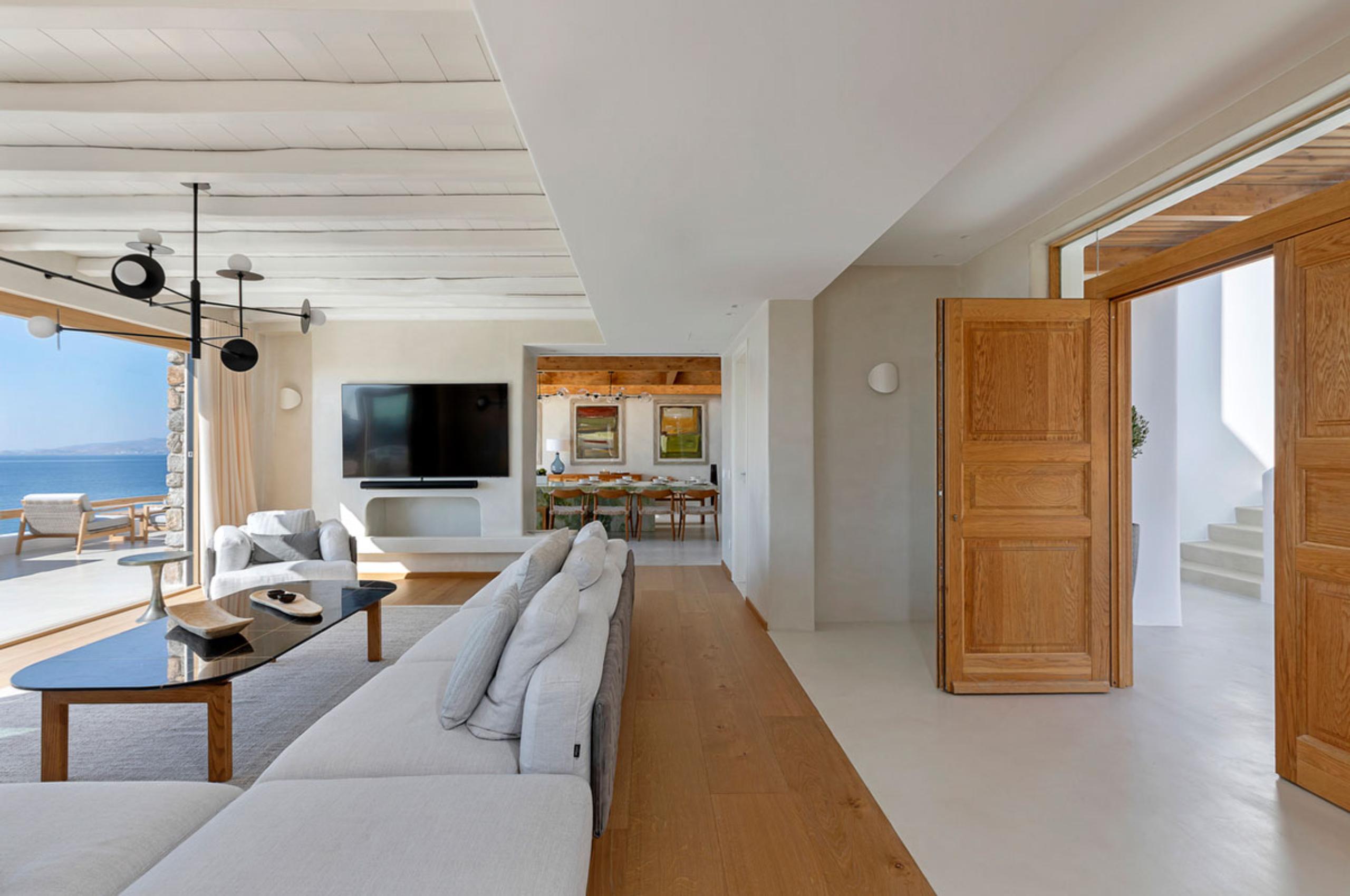 villa-zeta-living-room-openplan-bright-modern-spacious-design-luxury-mykonos