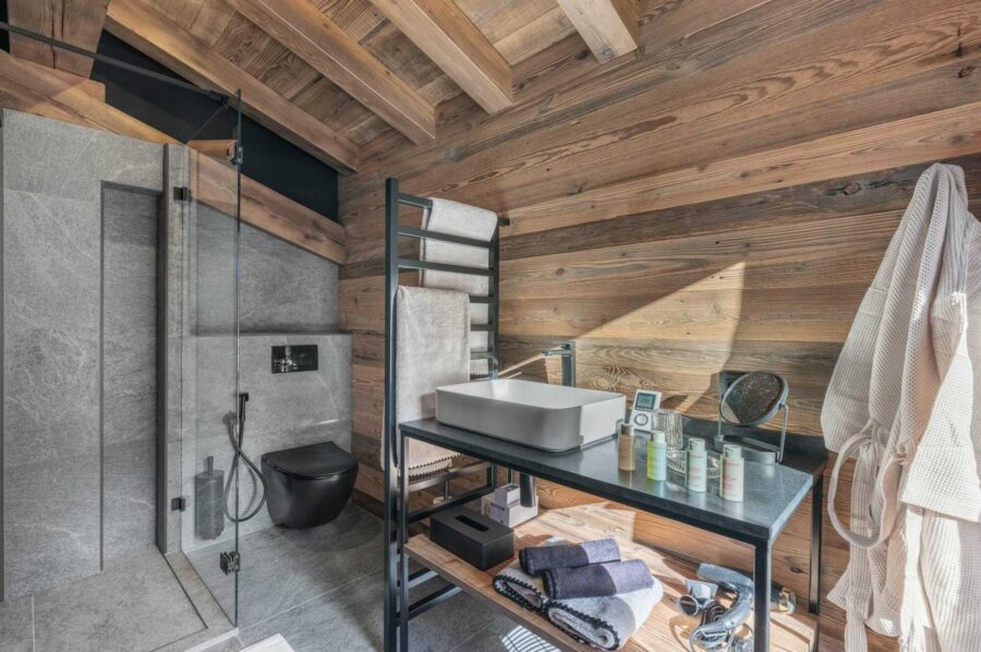 chalet-dila-bathroom-shower-sink-modern-interior-luxury-megeve