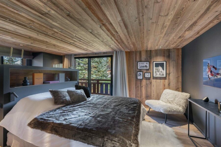 chalet-dila-bedroom-serene-alpine-design-luxury-megeve