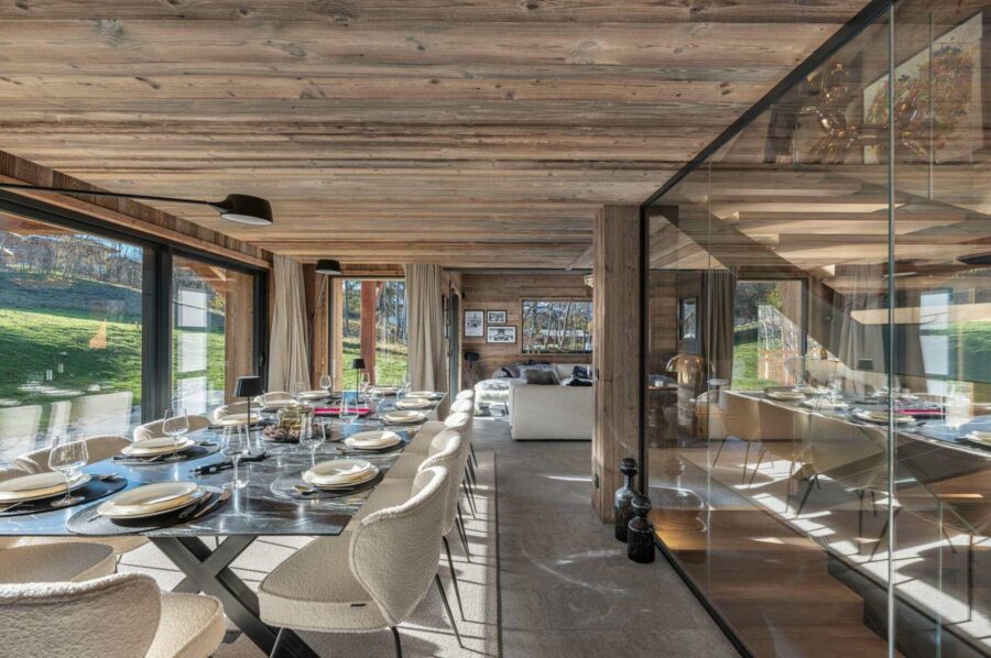 chalet-dila-dining-room-openplan-garden-view-luxury-megeve