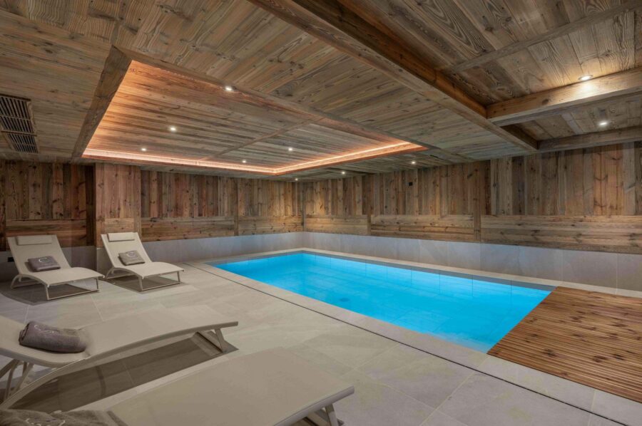 chalet-eira-indoor-swimming-pool-spa-luxury-megeve