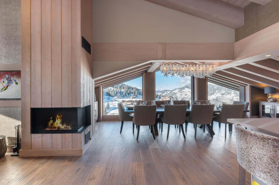 chalet-eve-dining-area-fireplace-openplan-luxury-courchevel1650