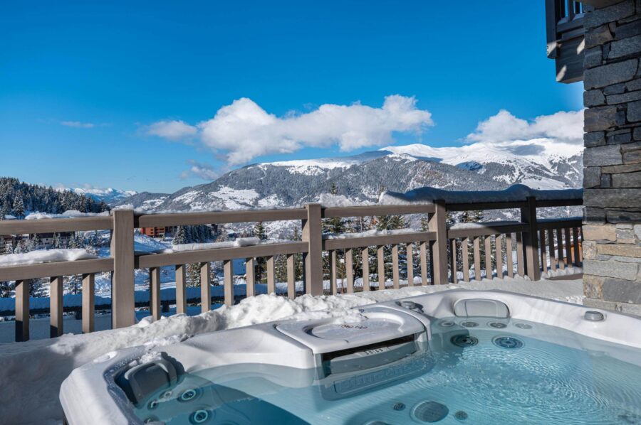 chalet-eve-outdoor-jacuzzi-mountain-view-terrace-luxury-courchevel1650
