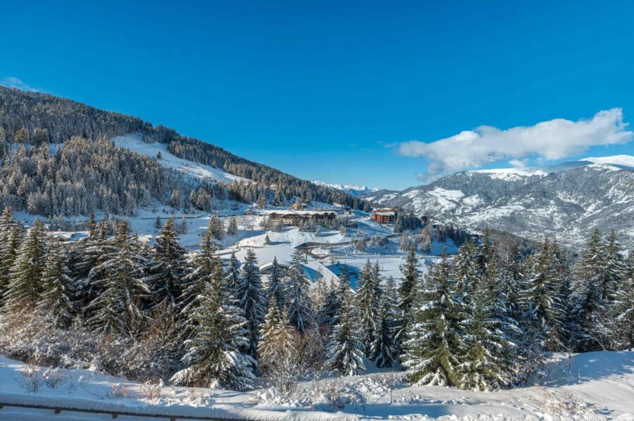 chalet-eve-scenic-slopeside-views-luxury-rental-retreat-courchevel1650