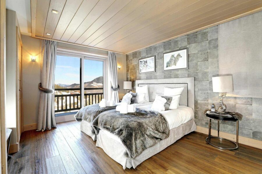 chalet-eve-twin-bedroom-mountain-view-balcony-elegant-alpine-design-luxury-courchevel1650