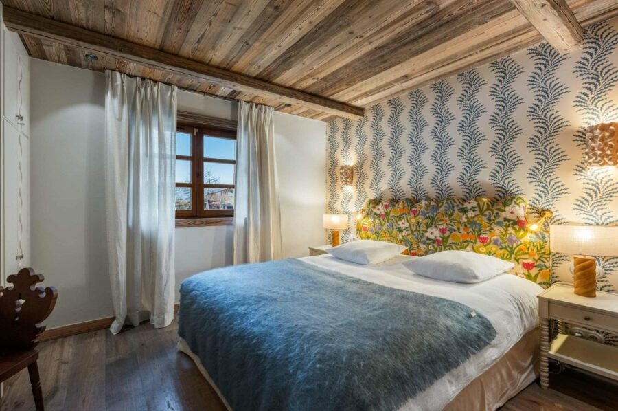 chalet-fern-bedroom-tranquil-design-luxury-megeve