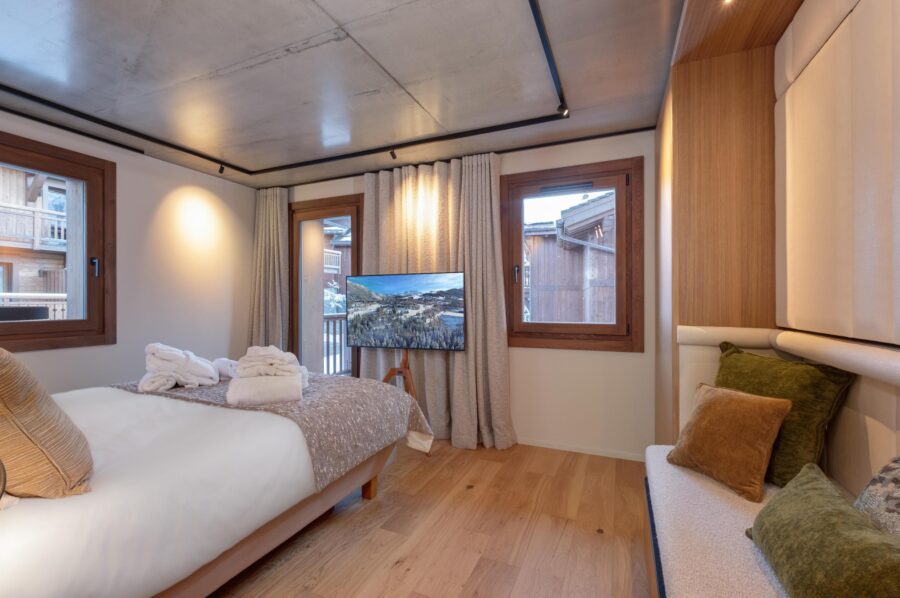 chalet-junie-bedroom-elegant-alpine-design-luxury-courchevel1650