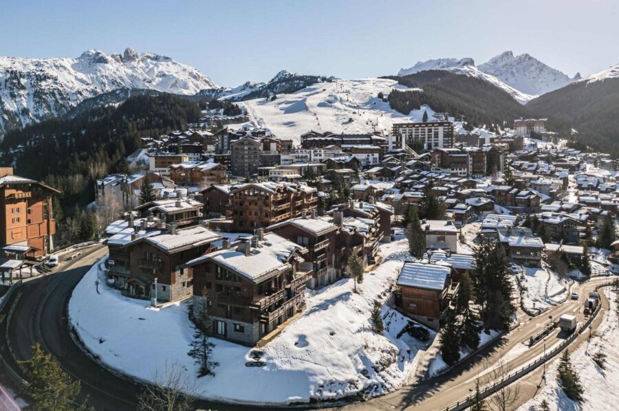 chalet-junie-exterior-luxury-rental-alpine-retreat-courchevel1650