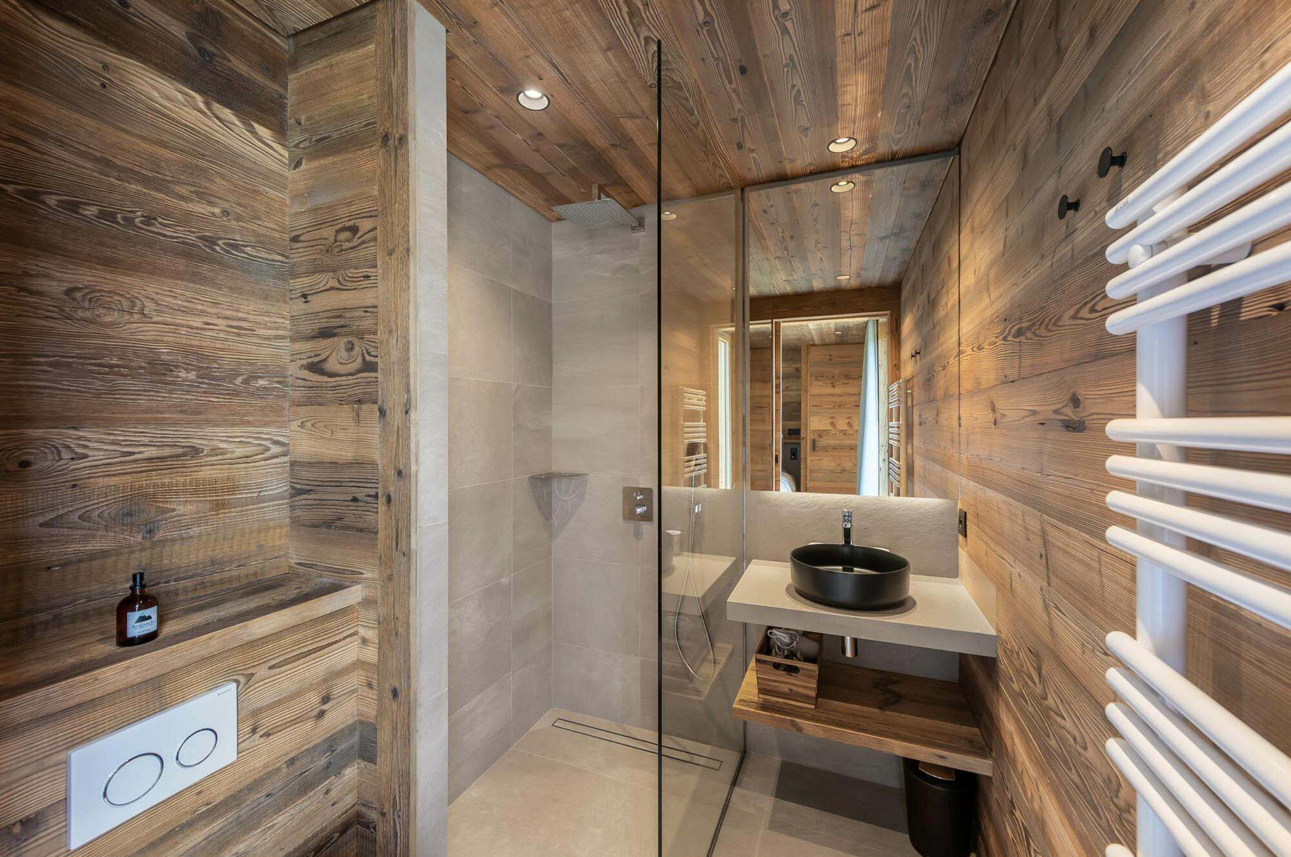 chalet-juno-bathroom-luxury-alpine-design-megeve