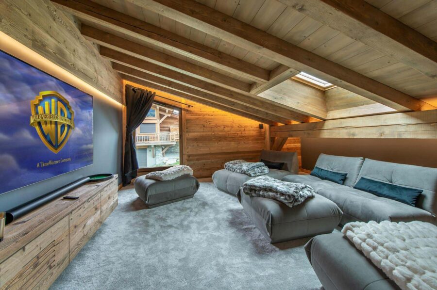 chalet-juno-cinema-room-tv-lounge-luxury-megeve