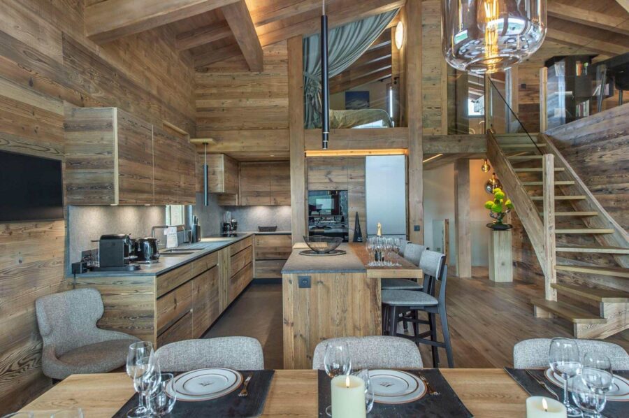 chalet-juno-dining-area-kitchen-openplan-elegant-alpine-design-luxury-megeve