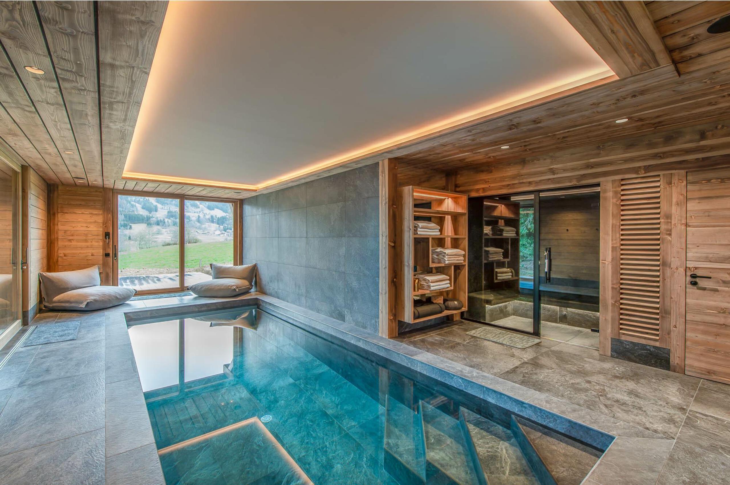 chalet-juno-swimming-pool-spa-luxury-retreat-megeve