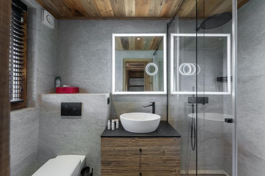 chalet-marnie-bathroom-shower-modern-luxury-megeve