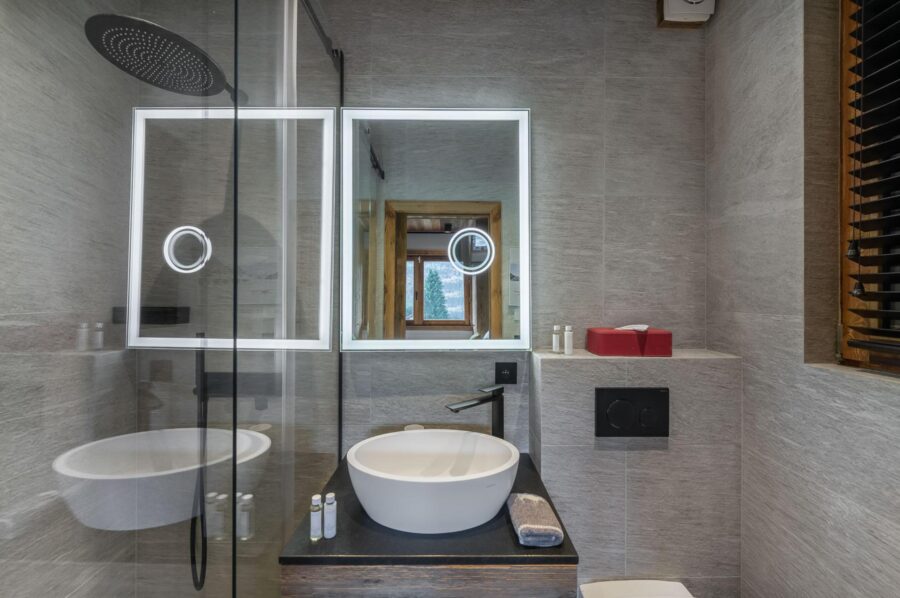 chalet-marnie-bathroom-sleek-modern-design-luxury-megeve