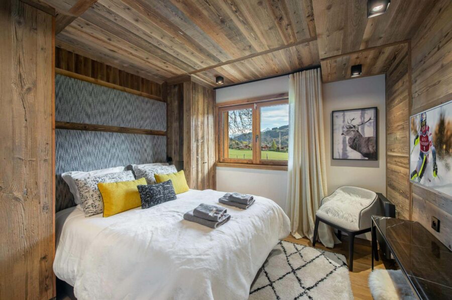 chalet-marnie-bedroom-elegant-alpine-design-luxury-megeve