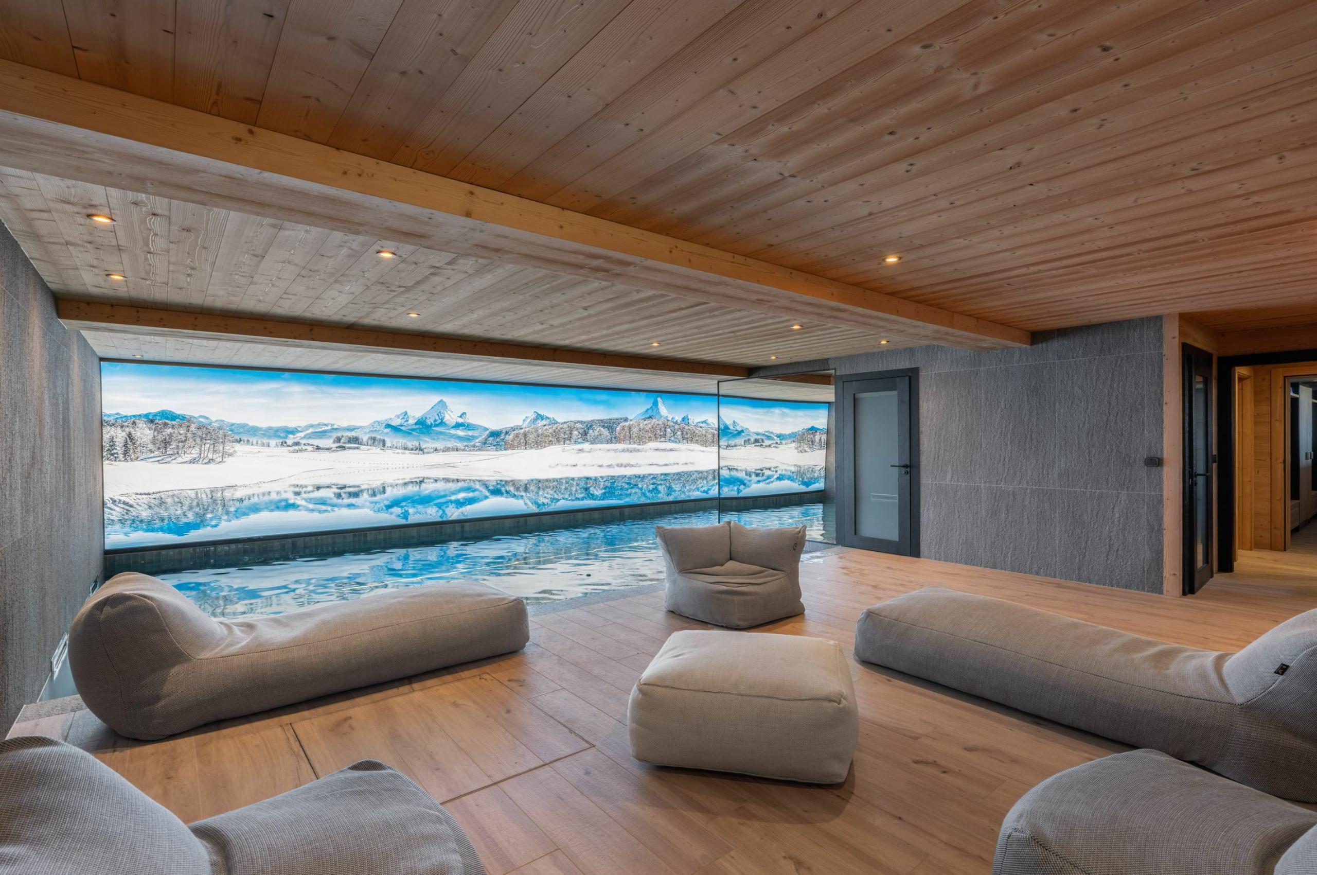 chalet-sadie-indoor-swimming-pool-wellness-area-luxury-megeve