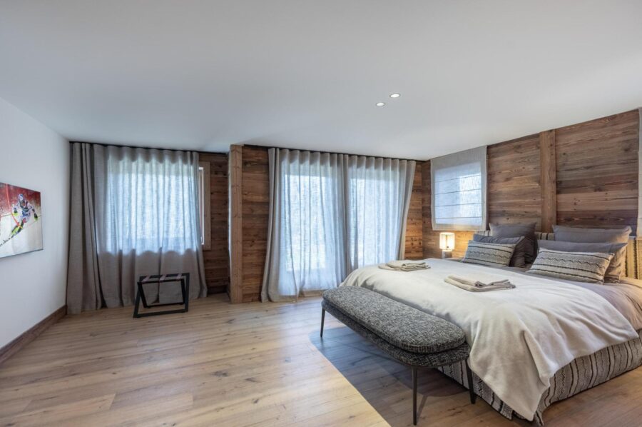 chalet-sage-bedroom-bright-modern-alpine-design-luxury-megeve