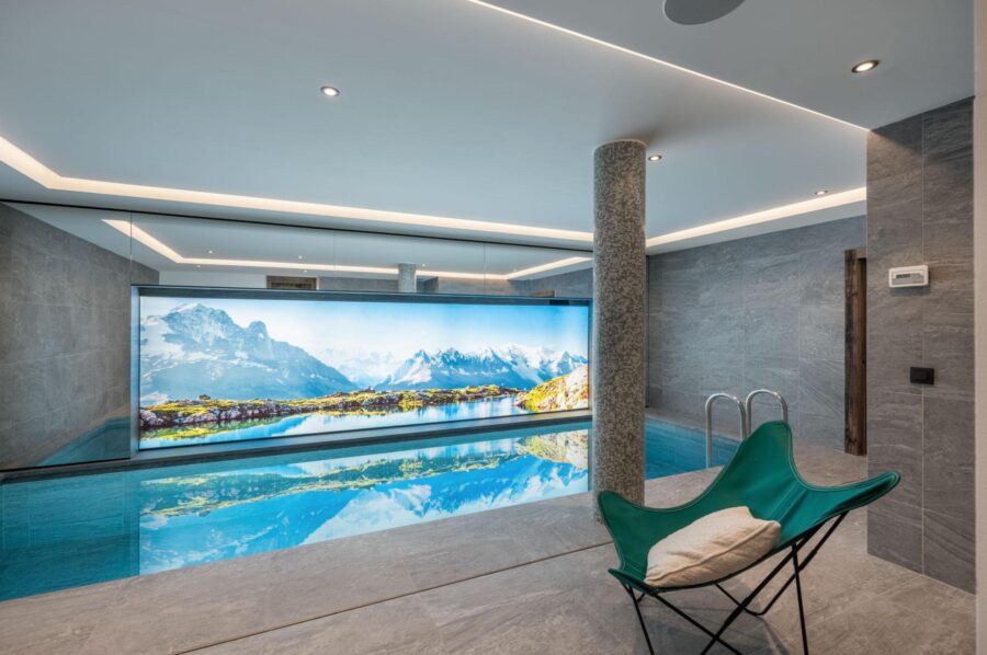 chalet-sage-indoor-swimming-pool-luxury-wellness-megeve