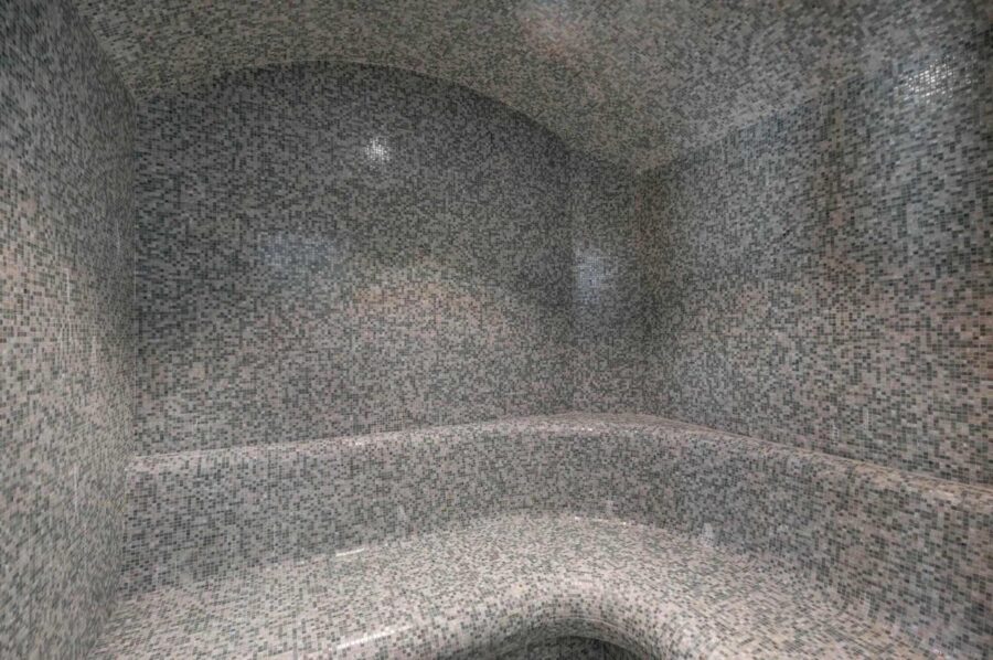 chalet-sage-steam-room-hammam-spa-wellness-luxury-megeve