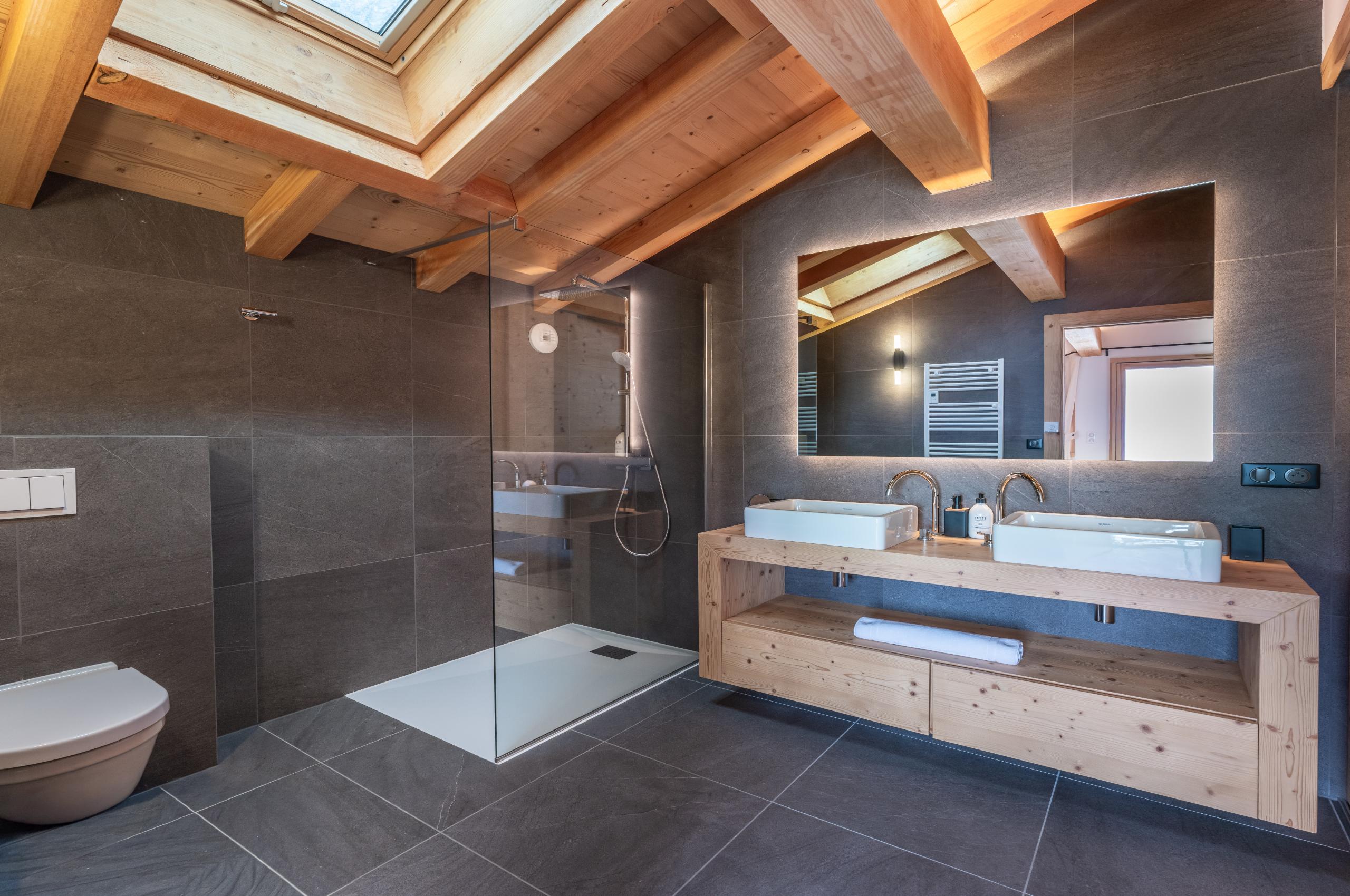 chalet-thalia-bathroom-double-sink-shower-modern-sleek-design-luxury-megeve