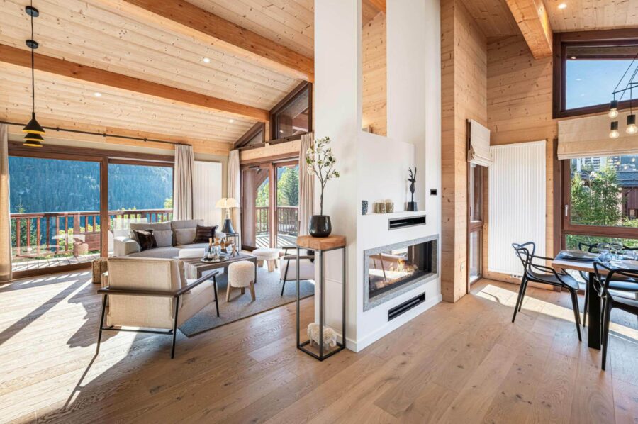 chalet-winnie-living-area-openplan-lounge-dining-fireplace-luxury-interior-design-courchevel1650