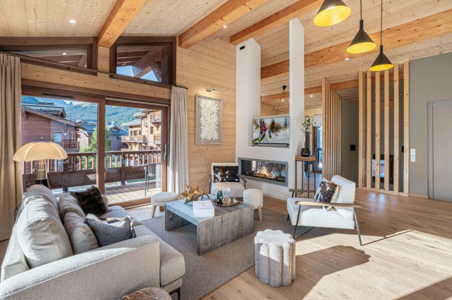chalet-winnie-lounge-fireplace-bright-modern-interiors-luxury-courchevel1650
