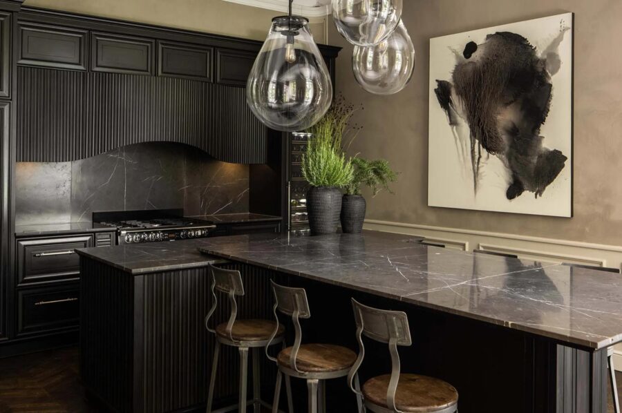 villa-suzanne-kitchen-sleek-modern-artwork-luxury-provence