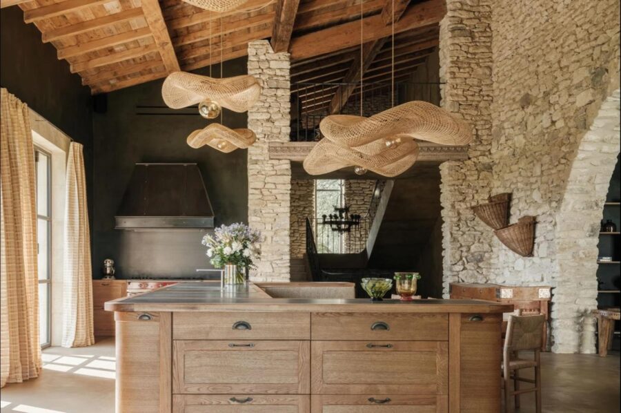 villa-sylvie-kitchen-elegant-design-unique-lighting-luxury-interior-provence