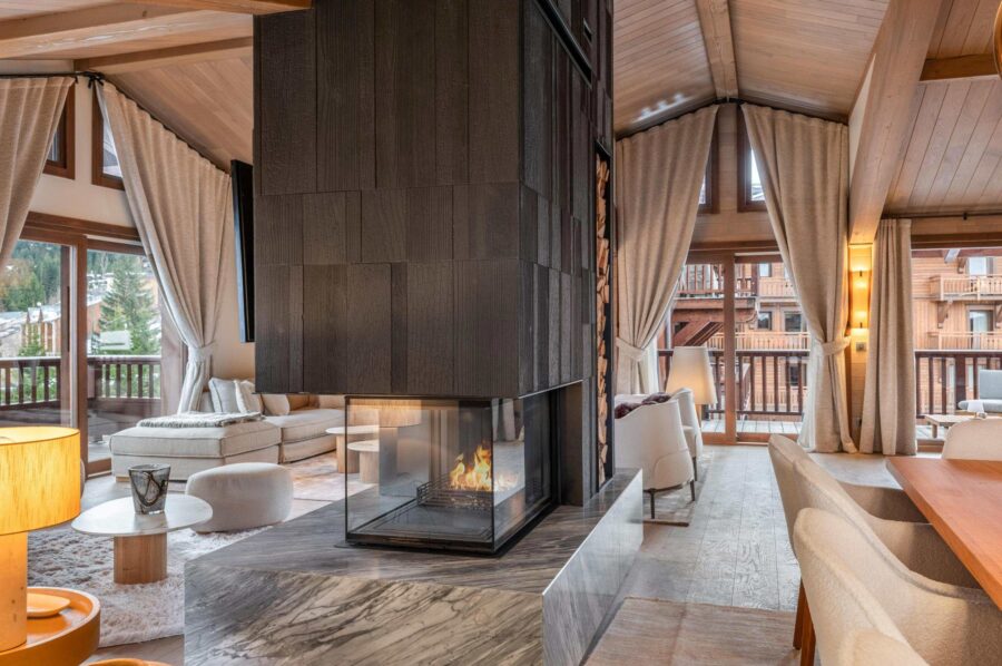 chalet-isla-fireplace-striking-modern-centre-feature-elegant-interior-design-luxury-courchevel1650