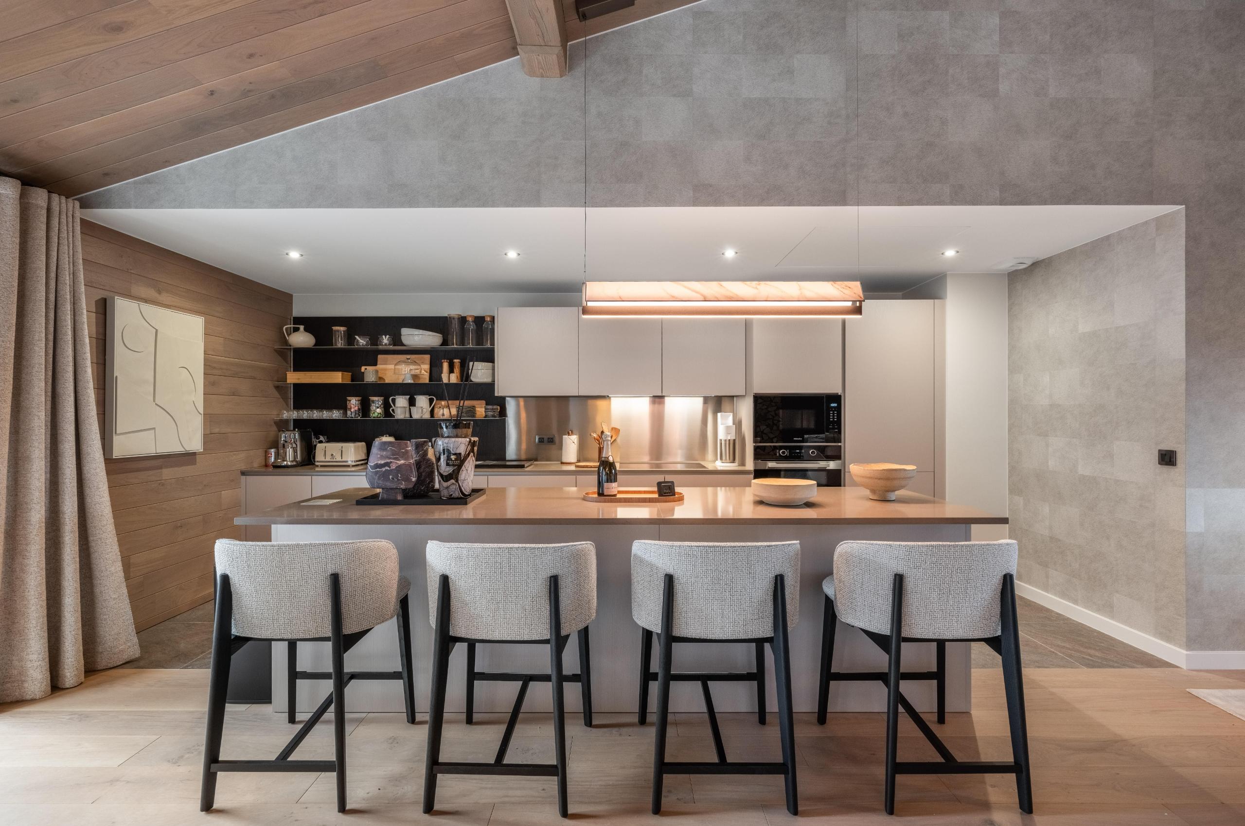 chalet-isla-kitchen-sleek-modern-design-luxury-courchevel1650