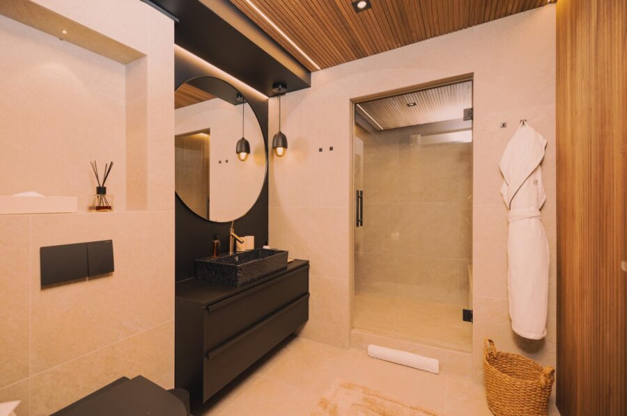 chalet-lumi-bathroom-shower-sink-modern-luxury-lapland