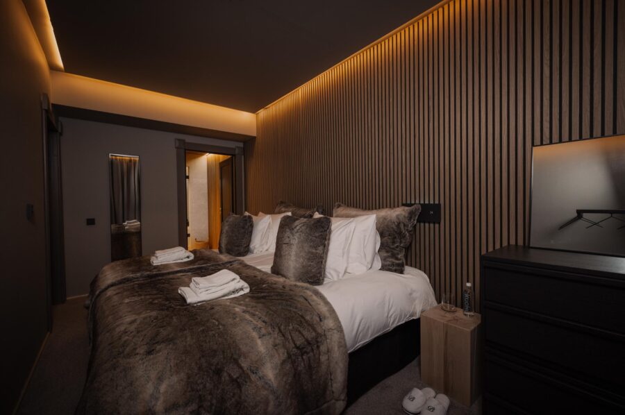 chalet-lumi-bedroom-double-cosy-ambience-luxury-design-lapland