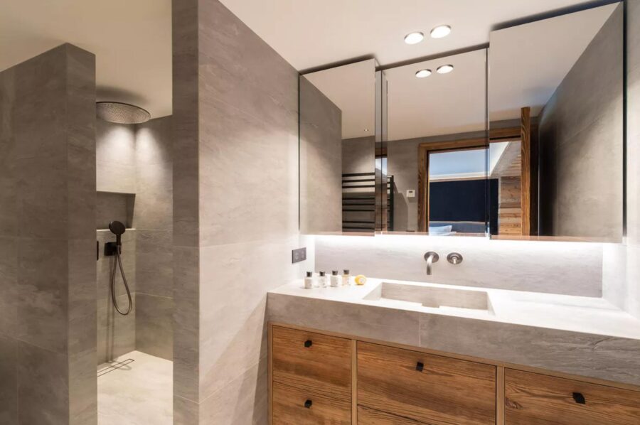 chalet-nina-bathroom-sink-shower-sleek-design-luxury-courchevel1850