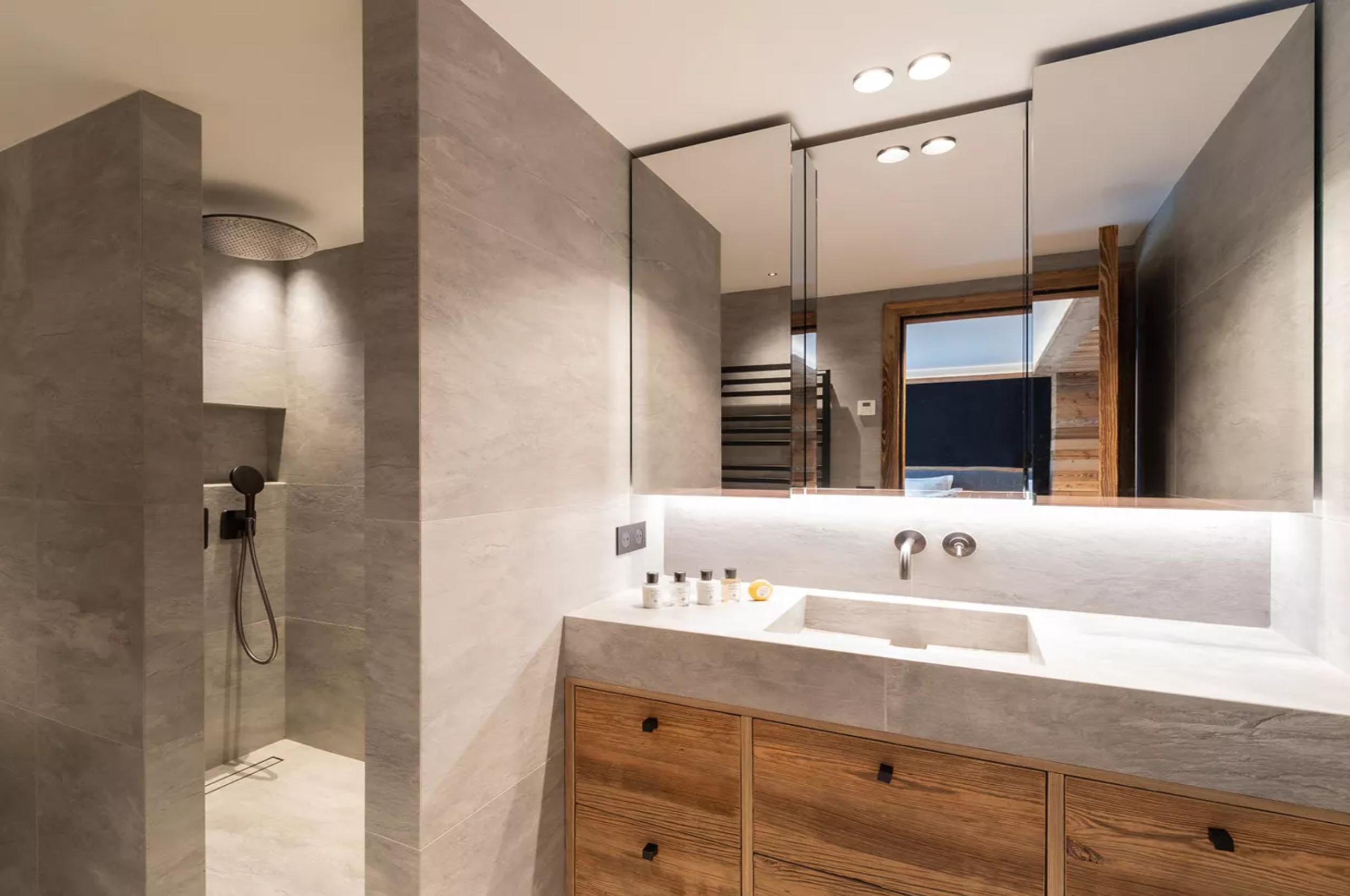 chalet-nina-bathroom-sink-shower-sleek-design-luxury-courchevel1850