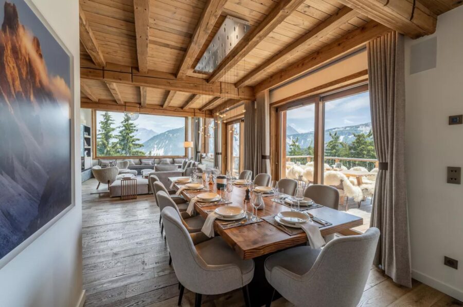 chalet-nina-dining-room-openplan-mountain-views-luxury-courchevel1850