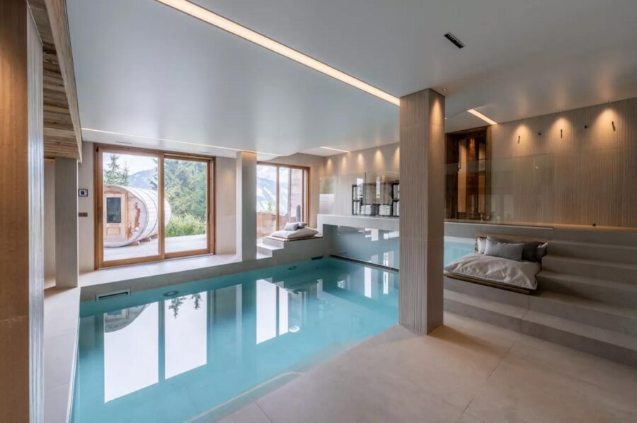 chalet-nina-swimming-pool-spa-wellness-mountain-views-luxury-courchevel1850