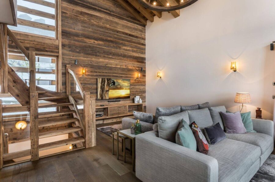 chalet-rae-tv-lounge-openplan-welcoming-alpine-design-luxury-courchevel1650