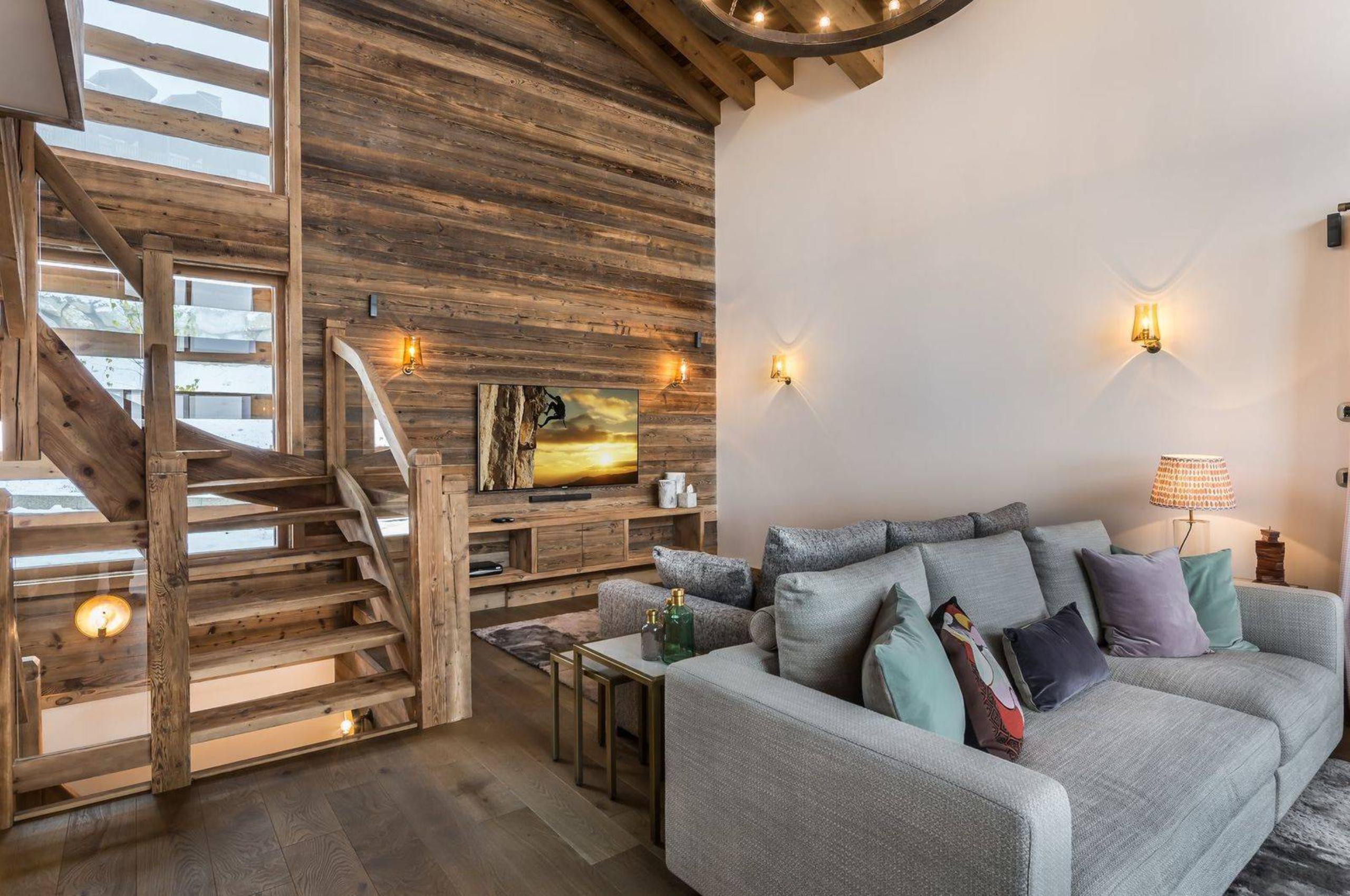 chalet-rae-tv-lounge-openplan-welcoming-alpine-design-luxury-courchevel1650