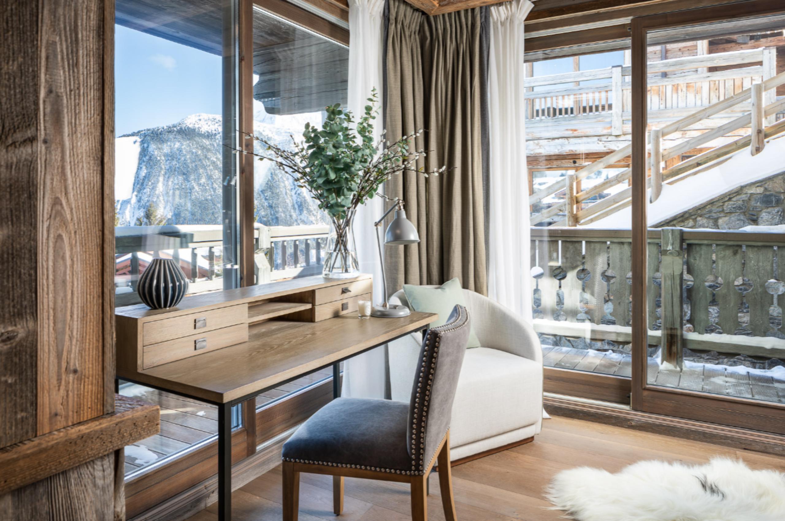 chalet-carmen-bedroom-desk-mountain-view-luxury-courchevel1850