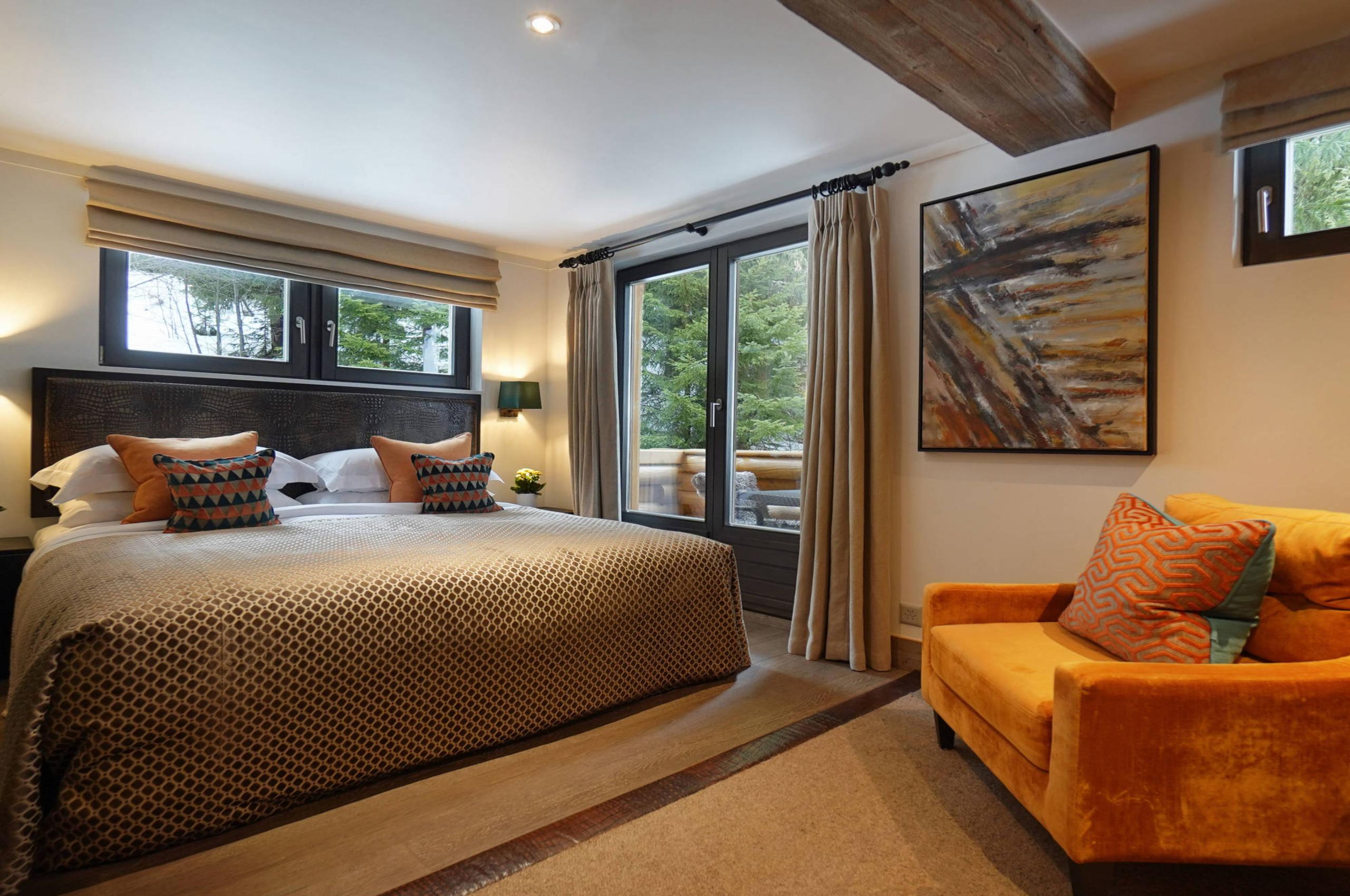 chalet-leona-bedroom-forest-view-luxury-verbier