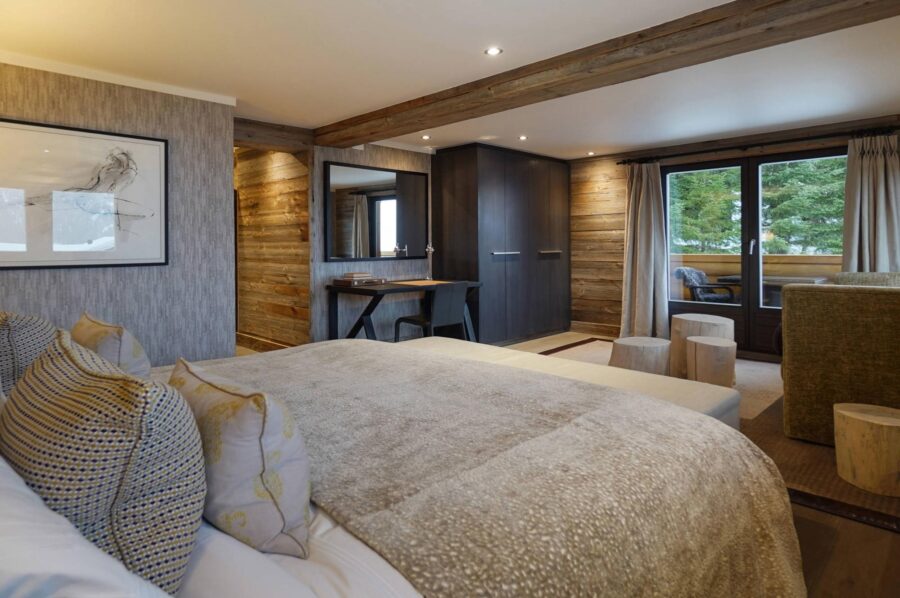 chalet-leona-bedroom-forest-views-luxury-interior-design-verbier