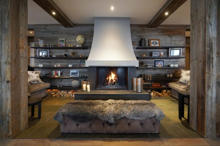 chalet-leona-fireplace-living-room-grand-elegant-interiors-luxury-verbier